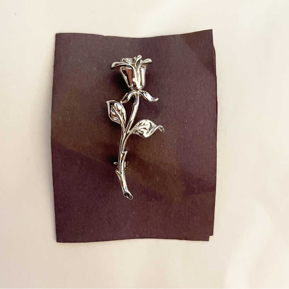 Silver metal rose brooch pin
